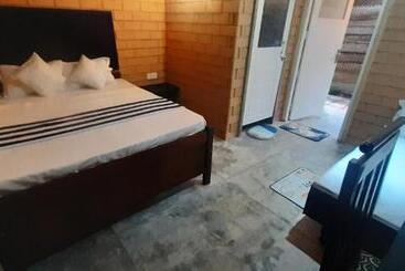 Пансион Muthu Villa