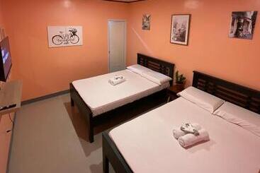 مبيت وإفطار Halajo Bnb Transient