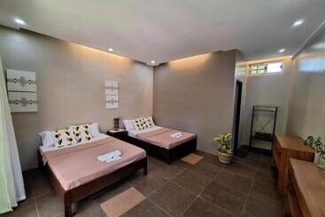 Отель Fins Pacific Coray Bay By Hiverooms