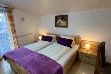 پانسیون Club Villa