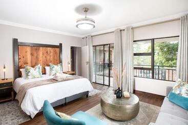 פנסיון Guesthouse Fort Knox