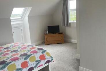 민박 Cois Na Mara Bridges Of Ross V15 T677