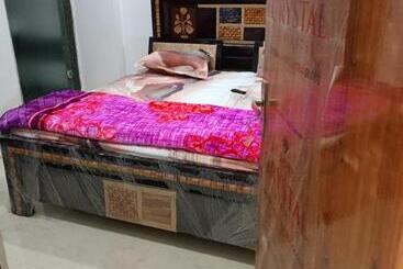 فندق Aditya Paradise