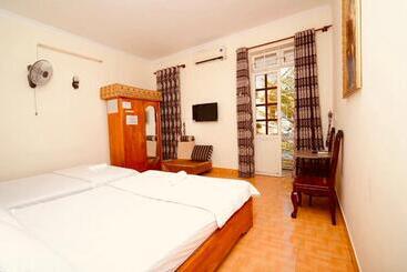 Motel Phương Linh