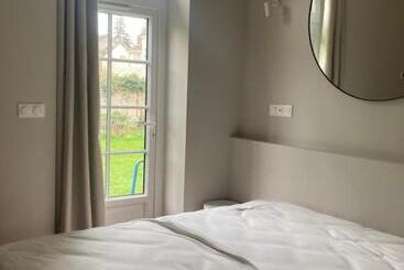 Пансион La Mini Maison Des Bords De Seine