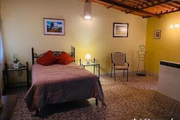 Albreth Hotel Bungalows