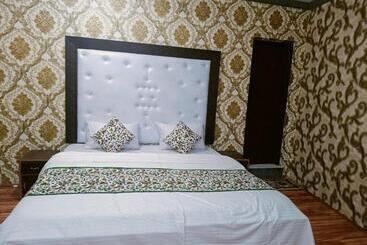 Fabhotel Kashmir Hilltown