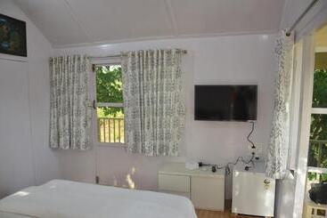 בית מלון כפרי Mauli Village By Joy Suites