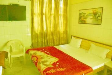 בית מלון כפרי Vamoose Ar Resort