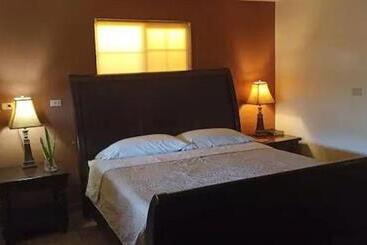 ペンション Casa María