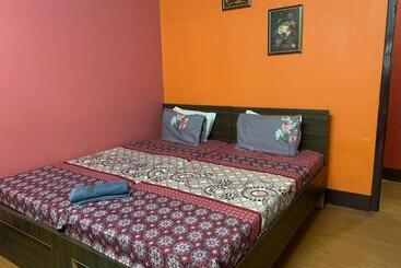 펜션 Eastwood Guest House