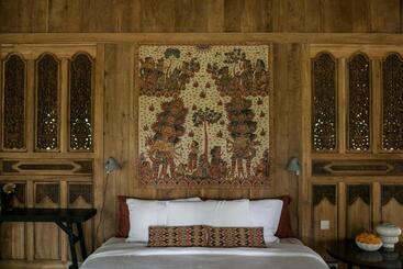 פנסיון Umah Cengkeh Villa