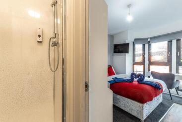 מלון דירות Stay Sleep Rest   Derby Road