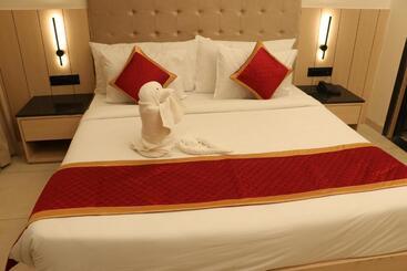 ホテル Crown Park Luxury