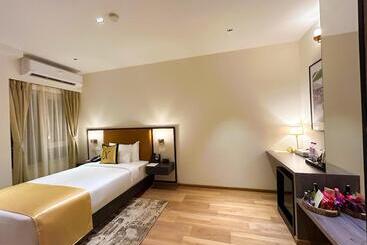 Отель Shulem Boutique