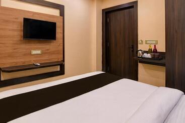 ホテル Super Townhouse Oak Bulbuli Neer