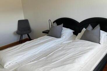 Oppdalsporten Motell