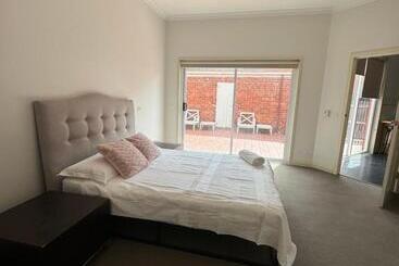 ペンション Bentleighs Magnificent Beautifully Renovated And Extended 1920s Period Family Home
