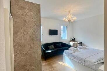 膳宿费 Business E Tourism Superior Rooms Con Bagno Privato Mascheretta Venezia Dolo