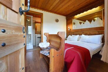 Bed and Breakfast Affittacamere De Charme Jour Et Nuit