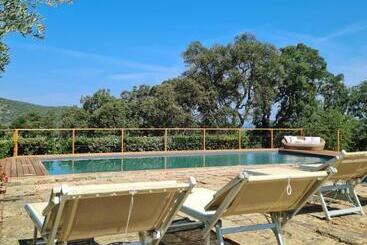 민박 Country Relais La Mortella