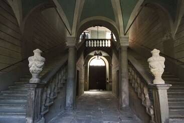 تختخواب و صبحانه Dimora Nobiliare