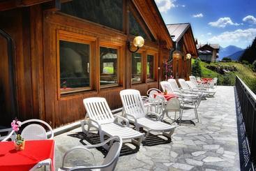 هتل Albergo Miramonti
