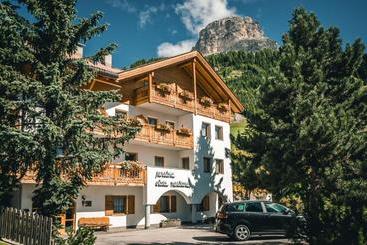 酒店 Pension Merisana