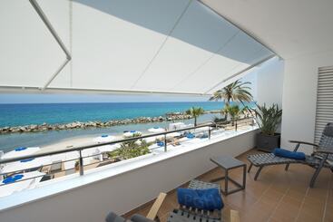 ホテル Piccolo Grand