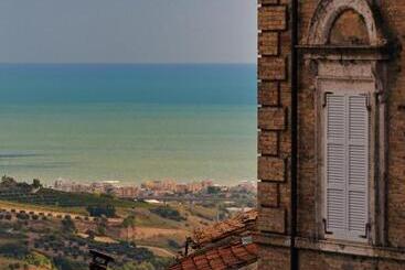 ホテル San Giacomo