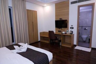 فندق Star Continental