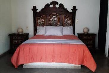 فندق Edén Cuernavaca Jacuzzi