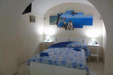 بنسيون La Corte Antica