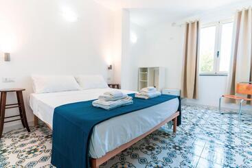 פנסיון Previterooms