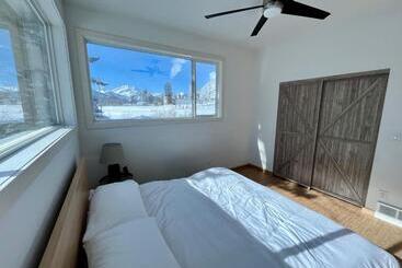 بنسيون Ravens End