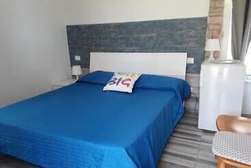 ベッドアンドブレックファースト Bellavista