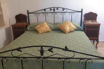 Bed and Breakfast Trulli Dimora Beltramonto