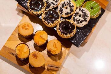 בית מלון כפרי 1o1 Style Yogyakarta Malioboro