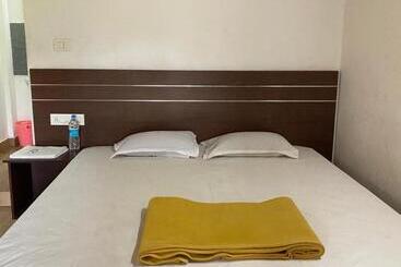 בית מלון כפרי Mist Mountain Resort