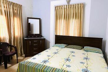 مبيت وإفطار The Night Shade