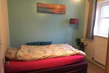 פנסיון Hevea Road House