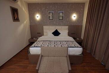 هتل Grand Continent Anjuna A Sarovar Portico Affiliate