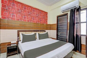 ホテル Lyf Suites Noida 63