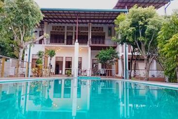 פנסיון Jayaa Villas Bolgoda