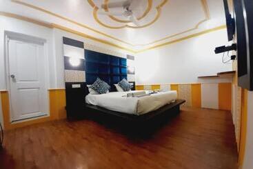 ホテル K2 Inn , Srinagar