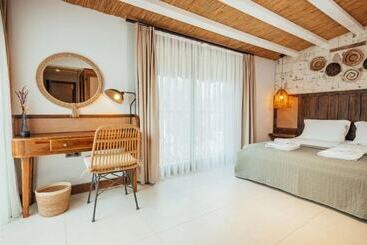 N Hotels çeşme