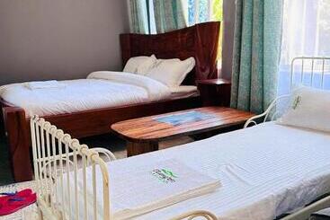 酒店 Oleng Oti Gardens