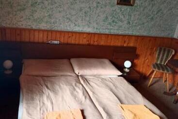 膳宿费 Penzion U Skrblika