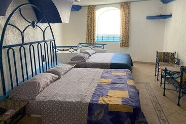 Отель Oasis Acapulco