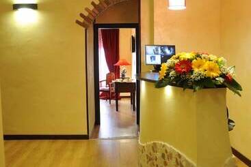 B&b Muro Torto Cairoli  Struttura Sanificata Giornalmente Con Prodotti Specifici Conformi Al Decalo